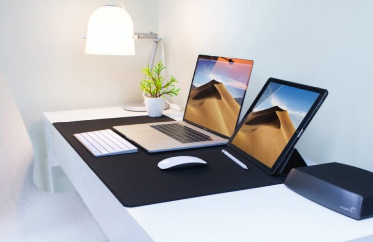 The Unexpected Color Dominating Paris Fashion Week