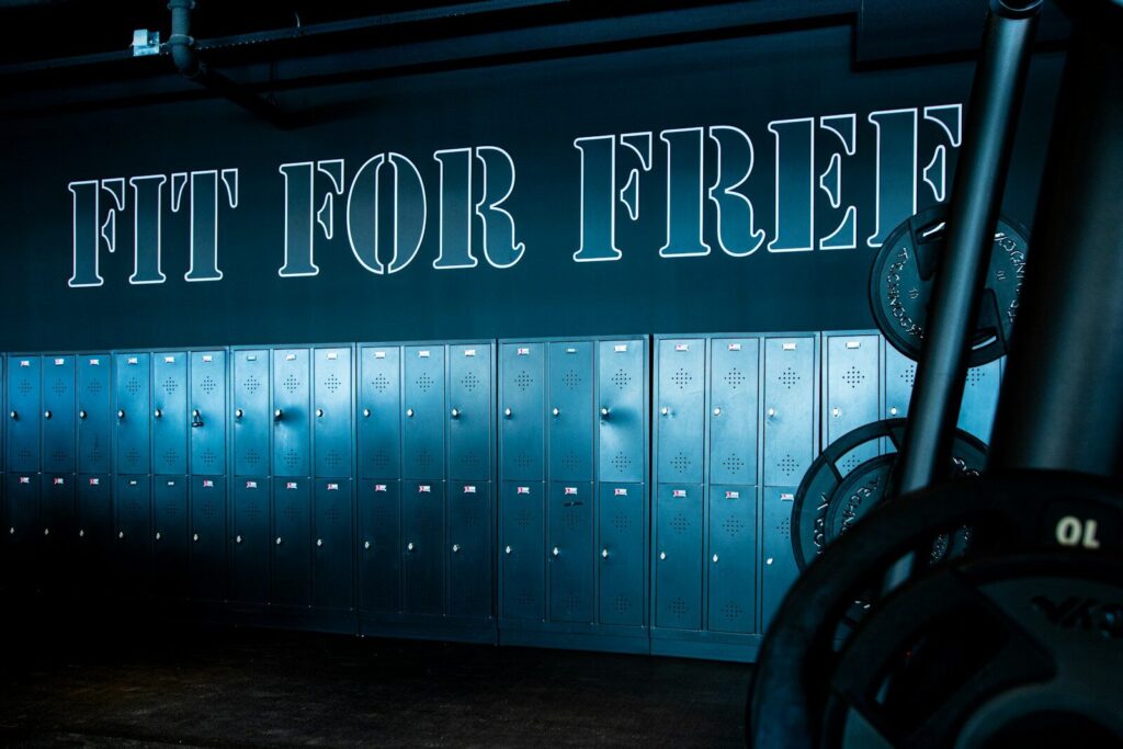 a row of lockers with a sign that says fit for free