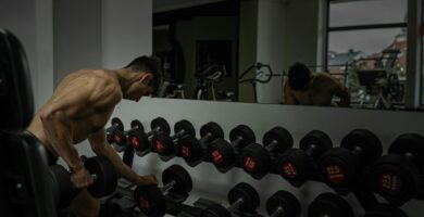 person-training-back